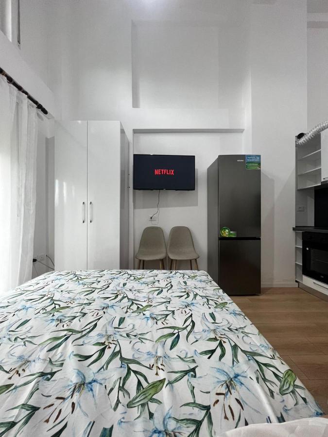 Atrium Apartment Тирана Екстер'єр фото