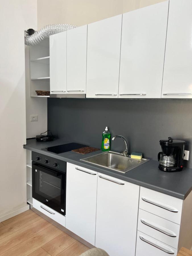 Atrium Apartment Тирана Екстер'єр фото