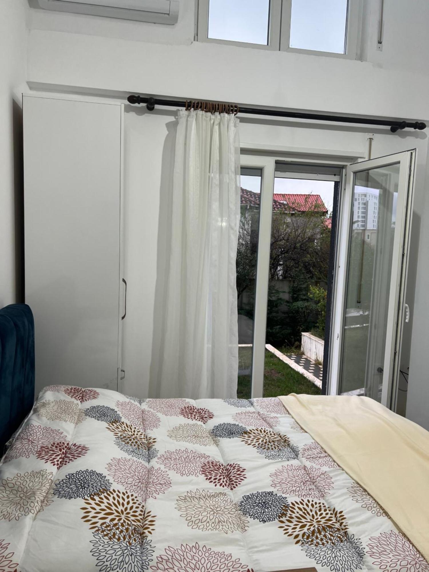 Atrium Apartment Тирана Екстер'єр фото